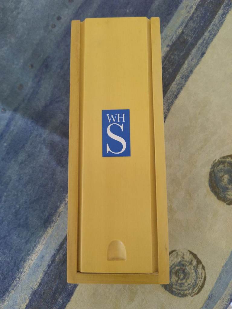 WH Smith Club Dominoes Set in Wooden Box