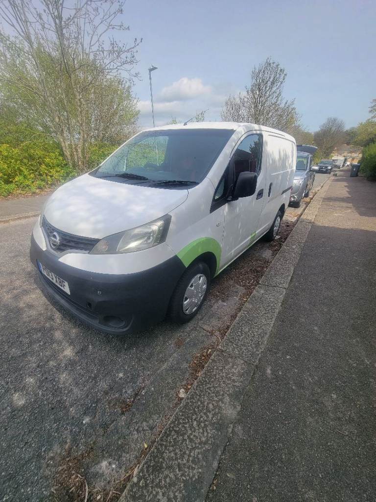 Nissan NV 200