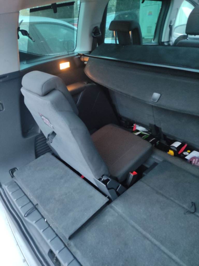 2016 Peugeot 5008 7 seater MPV Automatic Pan Roof