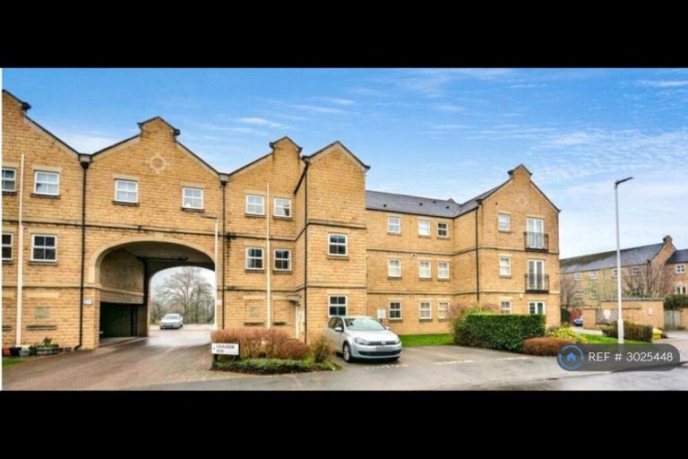 2 bedroom flat in Narrowboat Wharf, Leeds, LS13 (2 bed) (#3025448)