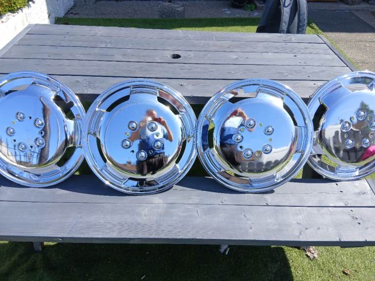 Chrome wheels trims