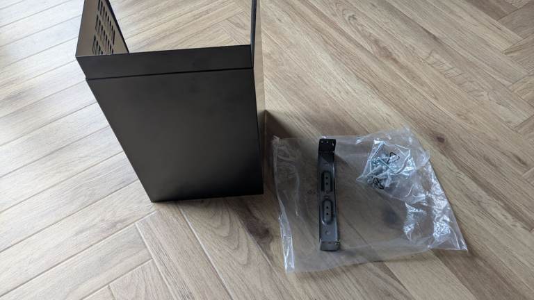 Neff/Bosch etc. Extractor flue cover/cowl