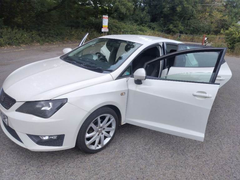 Seat, IBIZA FR, TSI, Hatchback, 2013, Manual, 1197 (cc), 5 doors. NEW CHAIN. LONG MOT