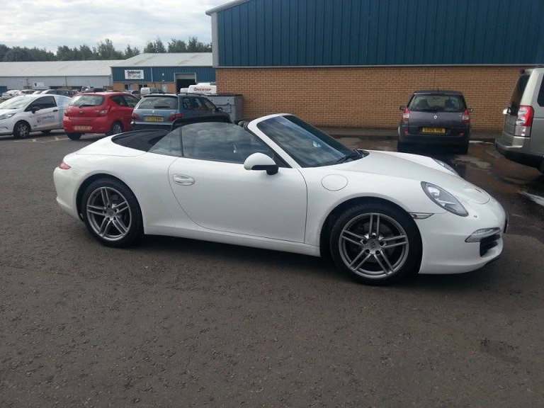 Porsche 991 911 19inch blemishless wheels with "as new" Goodyear Eagle 235/40 zr19 and 285/35ZR19