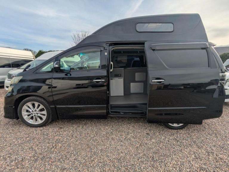 2009 TOYOTA VELLFIRE CAMPERVAN
