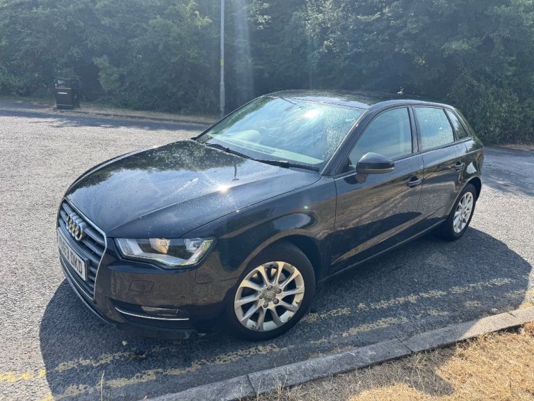 Audi, A3, Hatchback, 2013, Manual, 1598 (cc), 5 doors