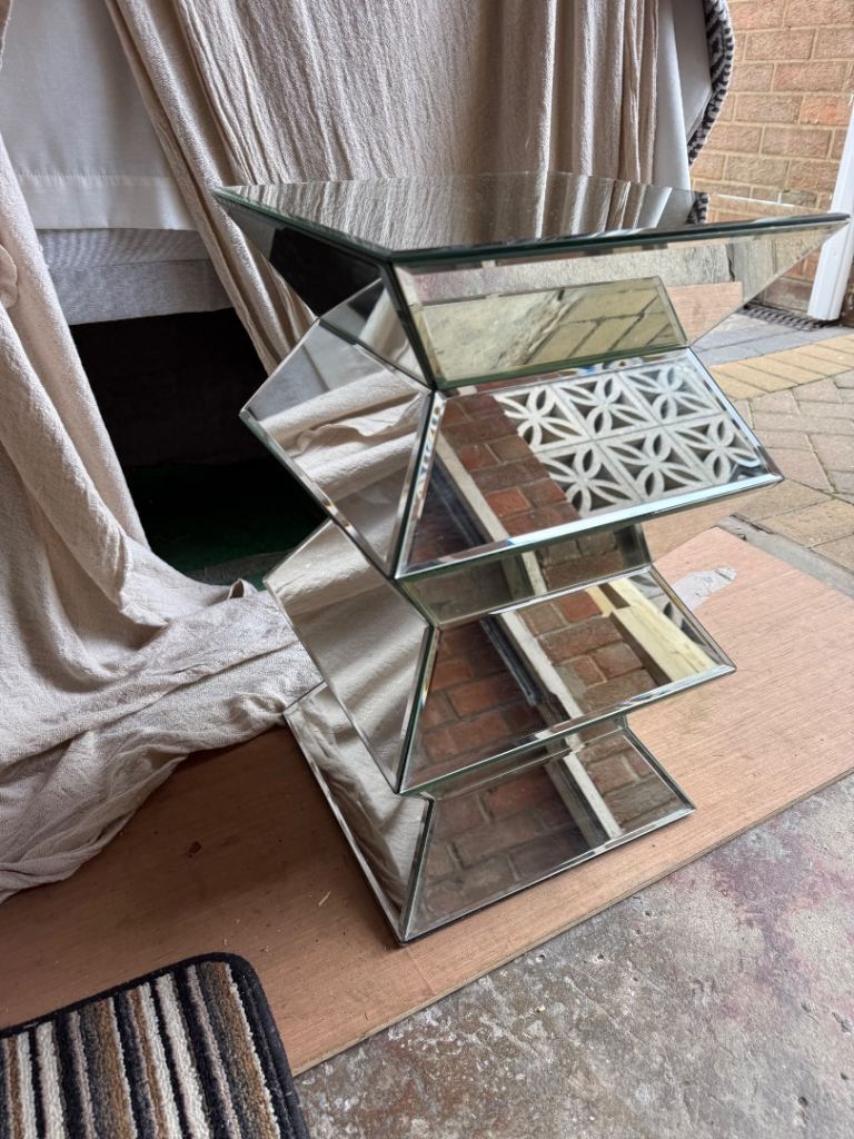 Mirrored side table 