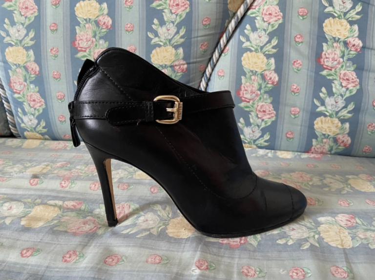 Carolina Herrera 7 Black Ankle Boots Leather Heels Stiletto Designer office