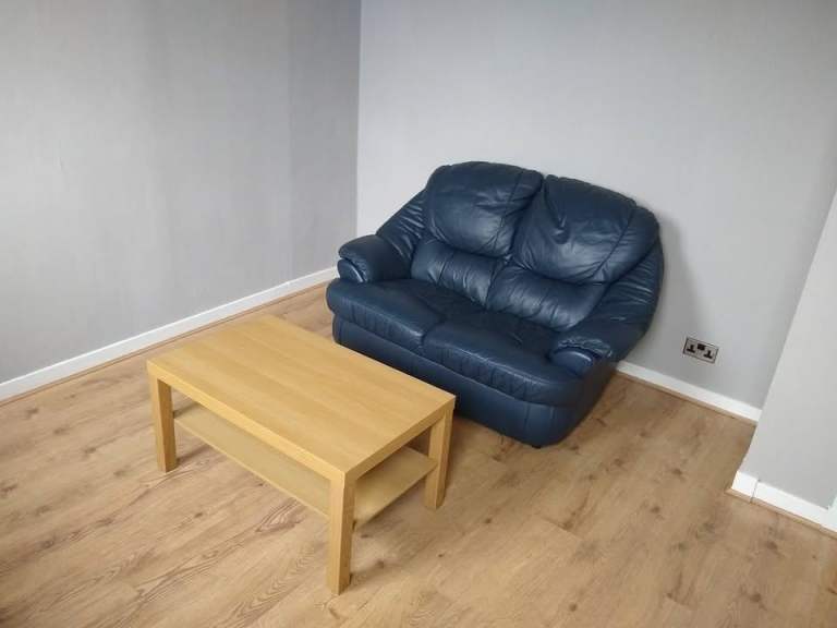 Super cosy one bedroom flat in city centre. Must see. 