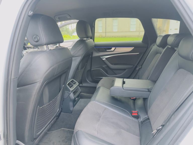 Audi A6 2.0 TDI 40 S TRONIC 2019 AVANT BLACK PACK AND HIGH SPEC MINT EXAMPLE 