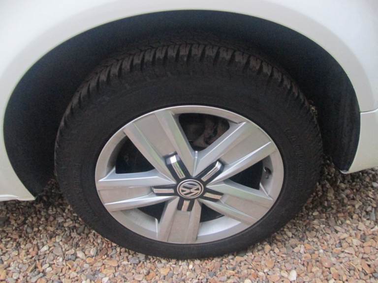 Volkswagen Transporter VW T6 Alloy Wheels + Yokohama Geolandar A/T Tyres