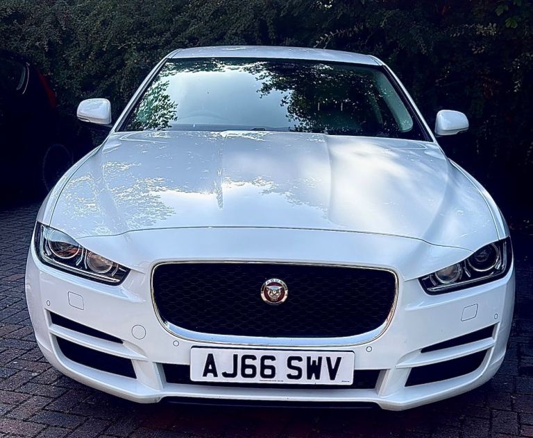 Jaguar, XE, Saloon, 2017, Other, 1999 (cc), 4 doors