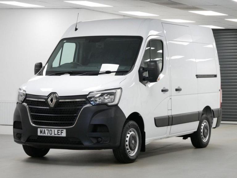 70 RENAULT MASTER 2.3 DCI 135 BHP SM SHORT MEDIUM BUSINESS