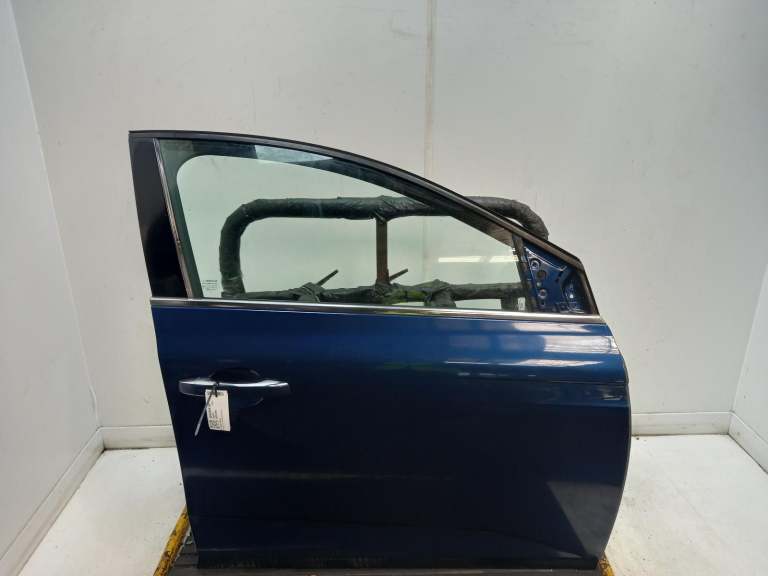Renault Megane Right Front Door O/S 2016-2022 Blue 5 Door Hatchback