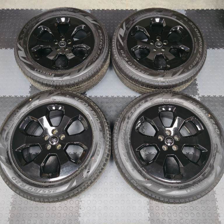 Genuine Land Rover Defender Alloy Wheels Style 6011 20" 90 110 Black