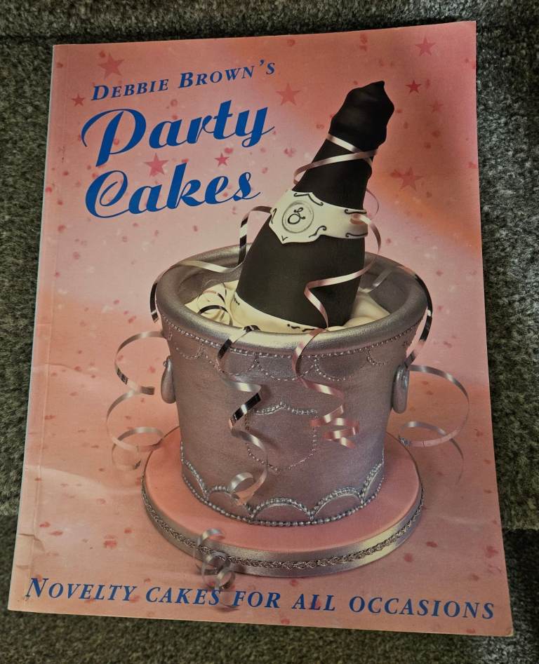 Debbie Brown's 'Party Cakes', Paperback Book 