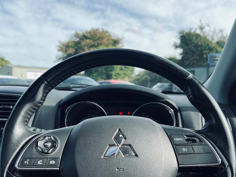 MITSUBISHI ASX 1.6D 4 SUV 5dr Diesel Manual 4WD Euro 6 2017