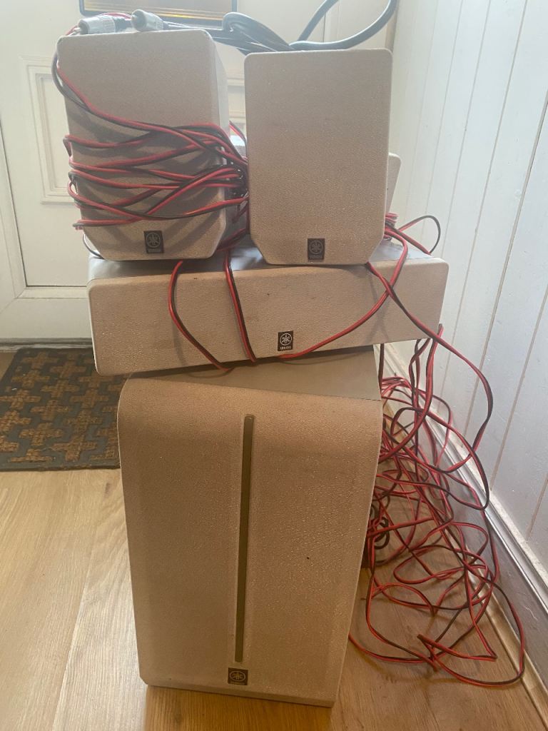 Yamaha 5.1 Sub Woofer Surround Sound System