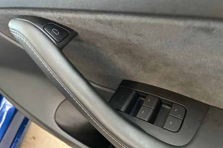 2021 Tesla Model 3 Long Range AWD 4dr Auto SALOON ELECTRIC Automatic