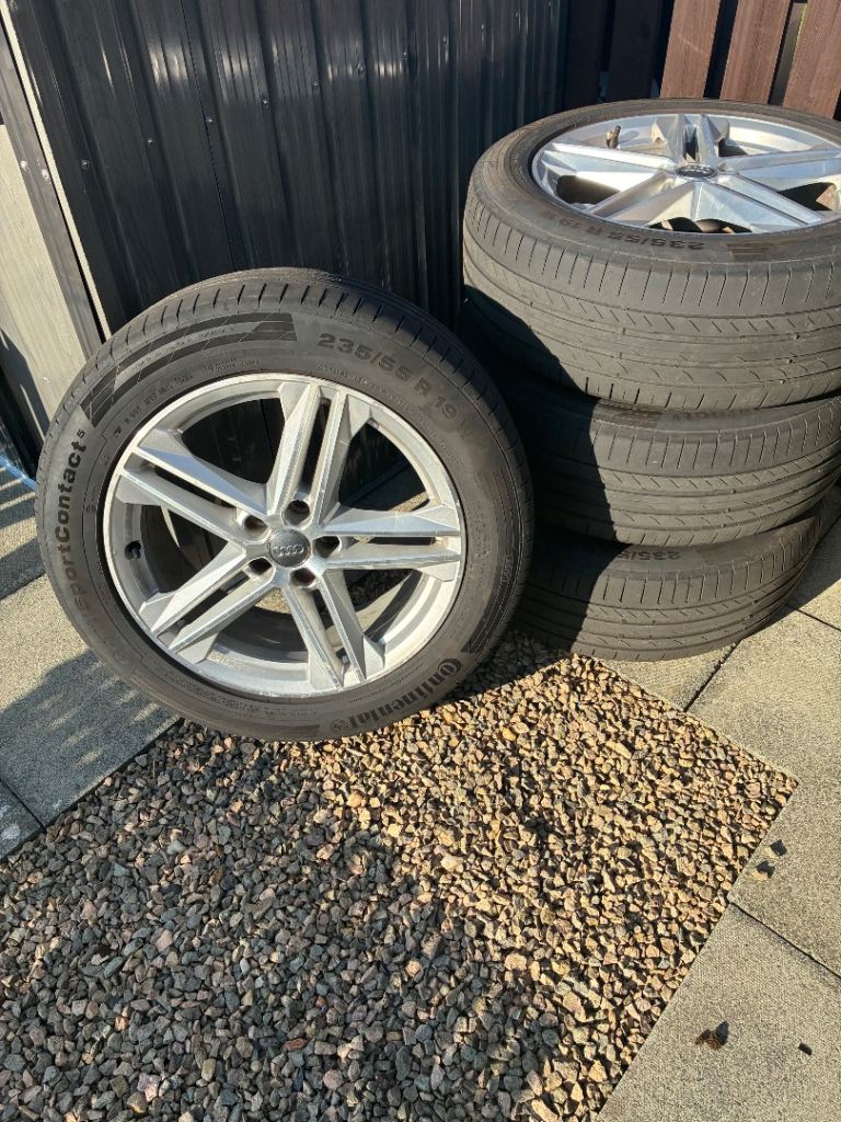 Full set of alloys/tyres