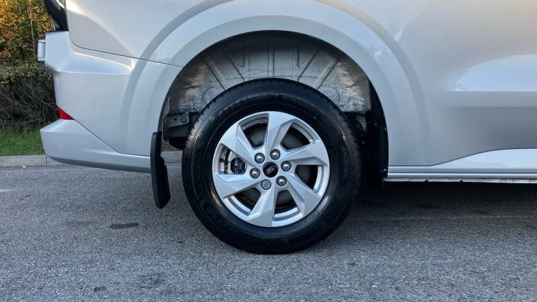 2025 Ford Transit Custom 320 L1 Petrol Fwd 2.5 PHEV 232ps H1 Van Limited Auto Van Hybrid Automatic