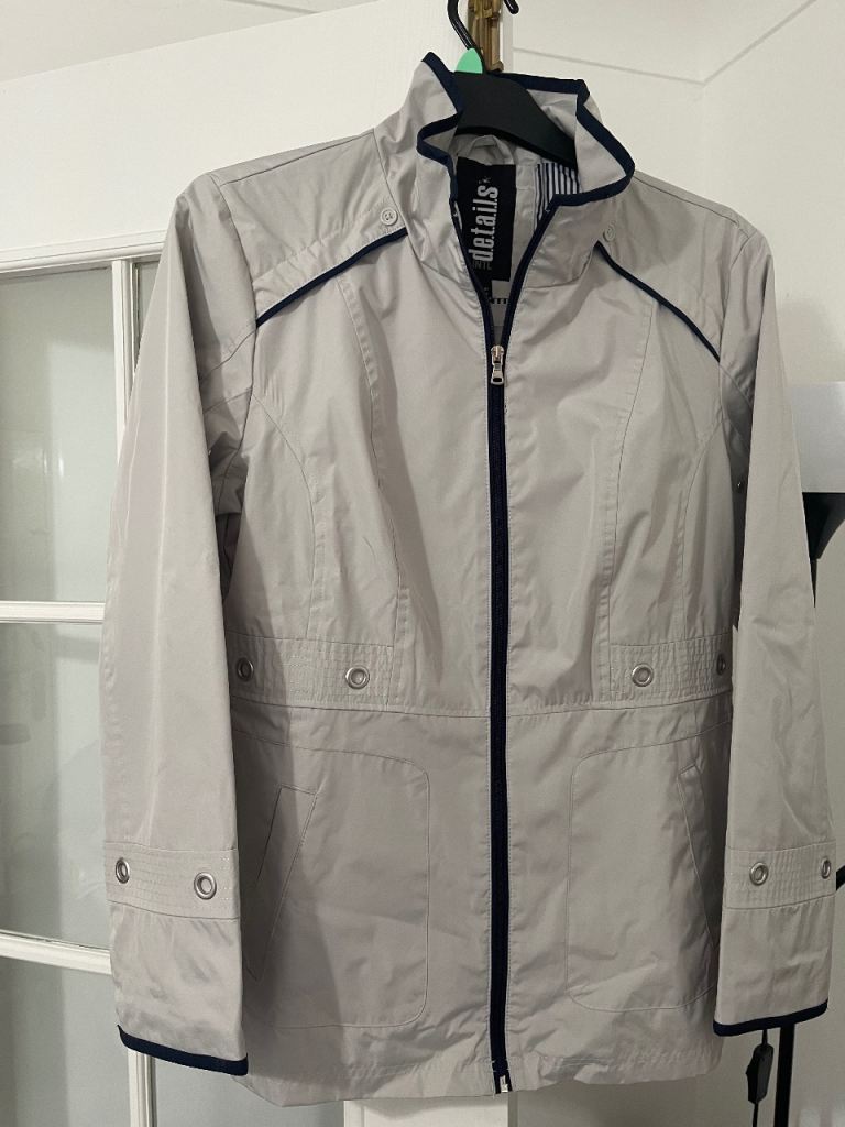 INTL Details Ladies Jacket Size L