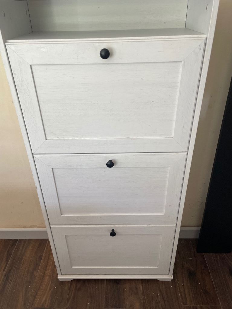 White Wooden Shoe Cabinet with 3 Compartments – Good Condition