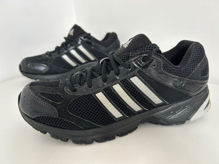 Trainers Adidas size 9