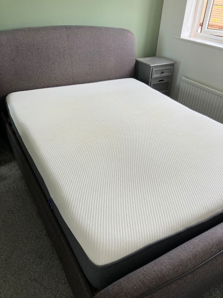 King sized bed with mattress 