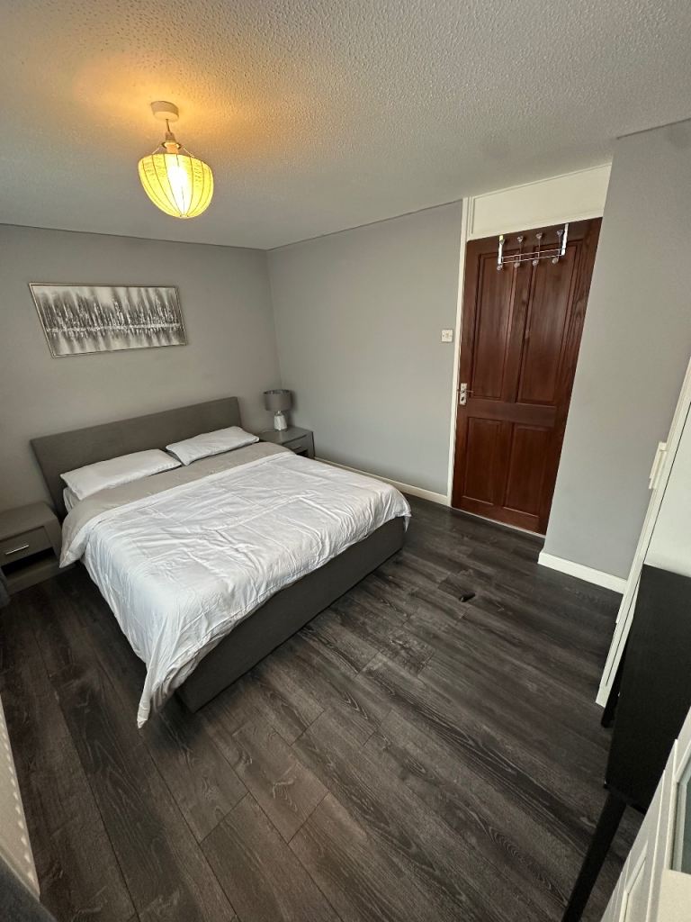 Double Bedroom in Hounslow West £650