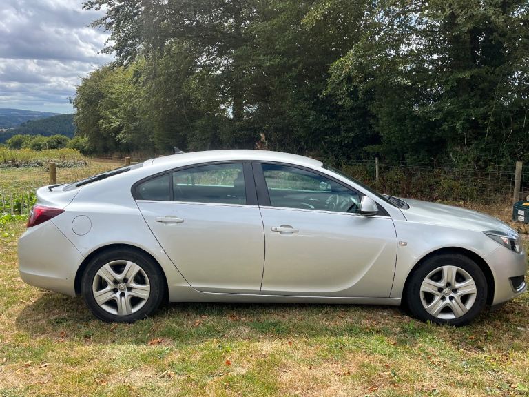 Vauxhall, INSIGNIA, Hatchback, 2017, Manual, 1598 (cc), 5 doors
