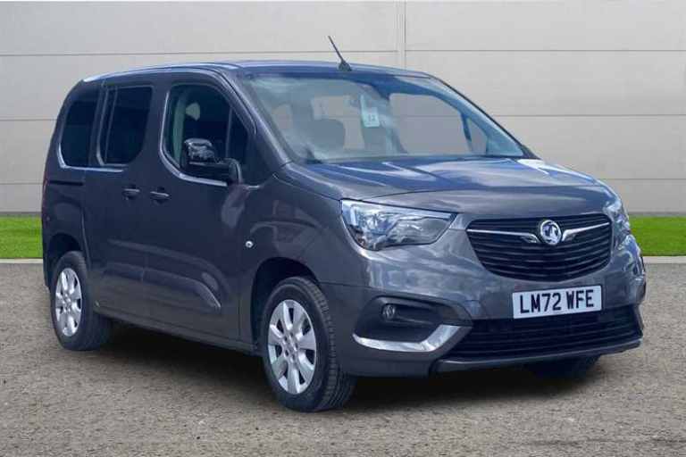 2022 Vauxhall Combo Life 1.5 TURBO D SE 5DR MPV Diesel Manual