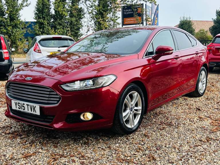 2015 Ford Mondeo 2.0 TDCi Titanium 5dr HATCHBACK Diesel Manual