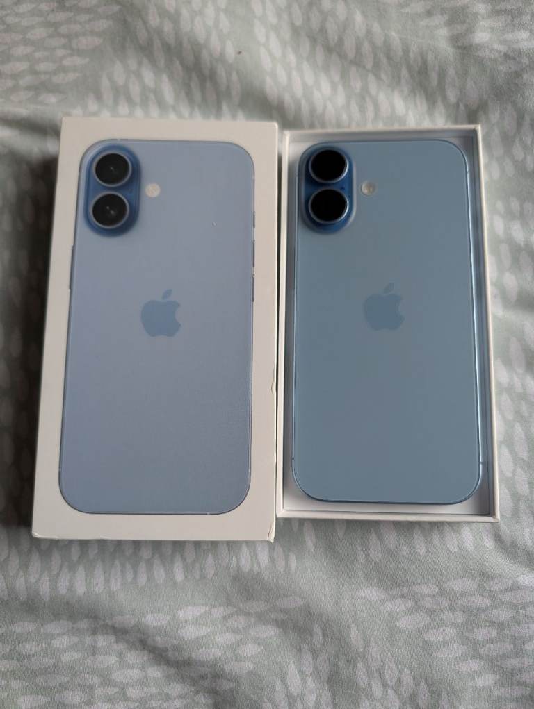 New Apple iphone 17, Blue
