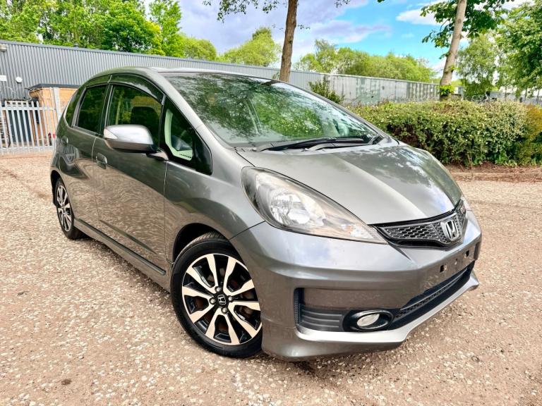 2013 Honda Fit ( JAZZ ) RS FRESH IMPORT 1.5 AUTO 5 DOOR HATCHBACK LOW MILEAGE 4.5 GRADE UL Hatchb...
