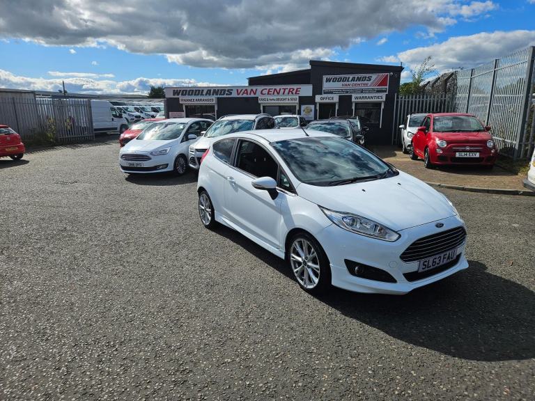 2013 ON 63 PLATE FORD FIESTA TITANIUM 3 DOOR HATCHBACK 52K 