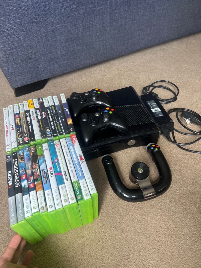 Xbox 360 - with controllers and games 