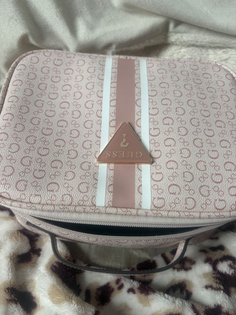 Guess Pink Monogram Vanity Case – As Good As New