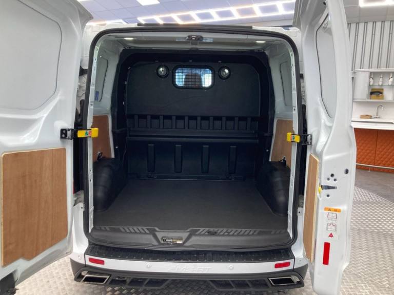 2018 Ford Transit Custom 2.0 TDCI 170 BHP 340 L1 H2 MS-RT D/CAB CREW VAN (EURO 6) Combi Van Diese...