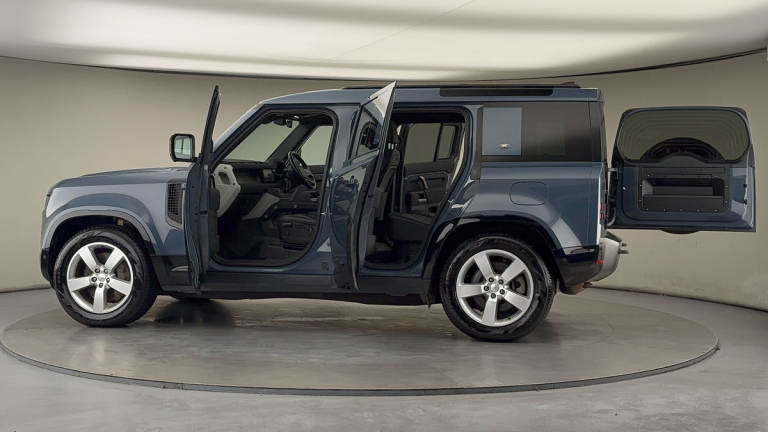 2021 Land Rover Defender 110 2.0 P400e 15.4kWh X-Dynamic S SUV 5dr Petrol Plug-in Hybrid Auto 4WD...
