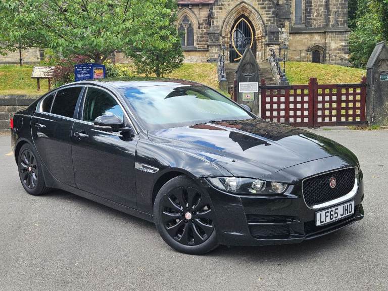 2015 jaguar XE 2.0D £20 Tax Ulez compliant euro 6, New mot full leather Interior heated seats