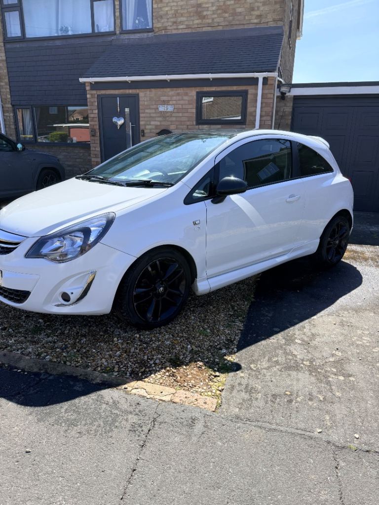 LTD EDITION CORSA 1.2 NEW MOT 