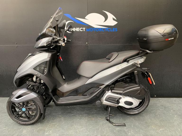 PIAGGIO MP3 300 YOURBAN LT LOW MILEAGE HPI CLEAR 