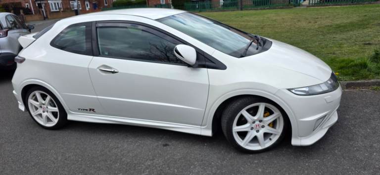 Honda CIVIC, Hatchback, 2009, Manual, 1998 (cc), 3 doors Championship white
