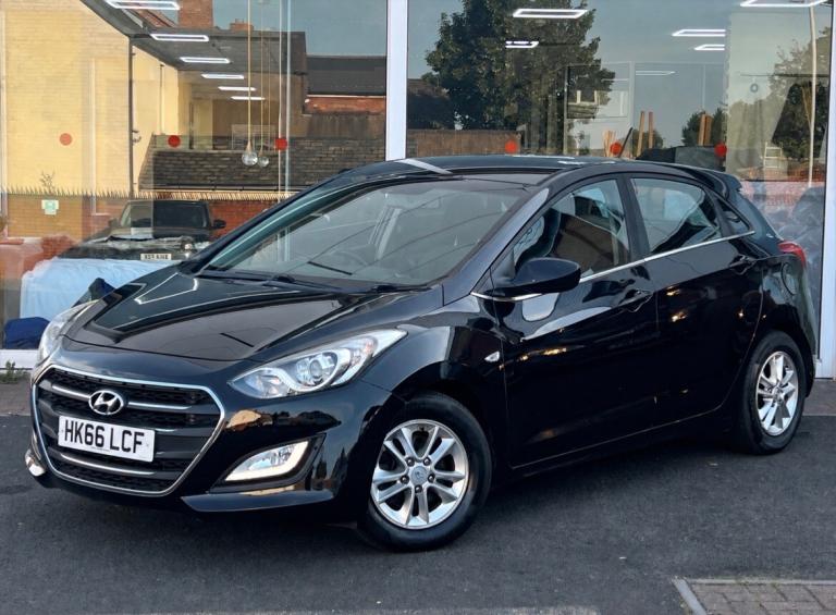 2016 Hyundai i30 1.6 CRDi Blue Drive SE 5dr HATCHBACK Diesel Manual