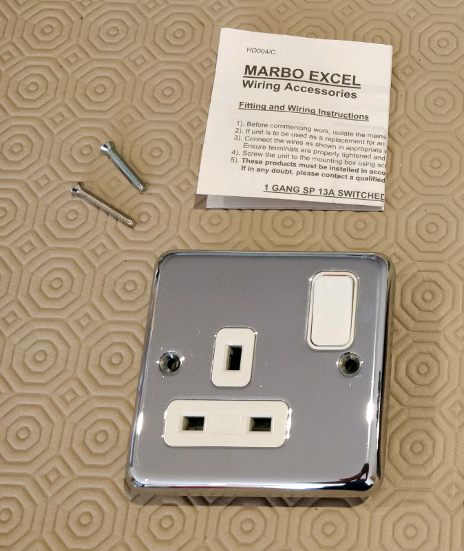 MK Single Plug Socket