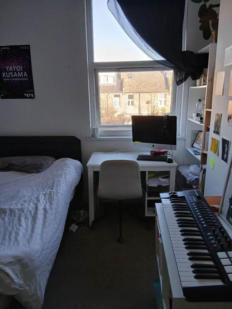 Cosy double room Dollis Hill available