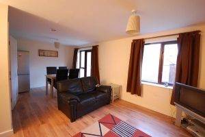 Small double room in Broughton 