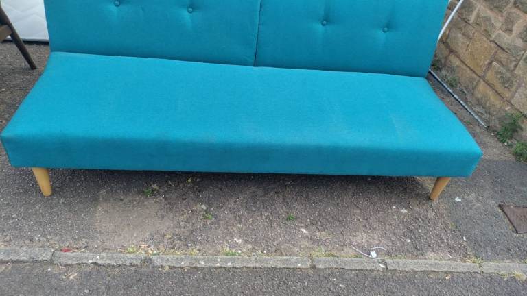 3 seater sofa bed brand new £ 90