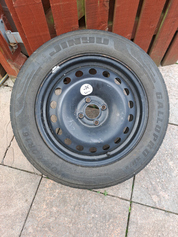 Good wheel and tyre 205/60 R16 from Renault Scenic mk2